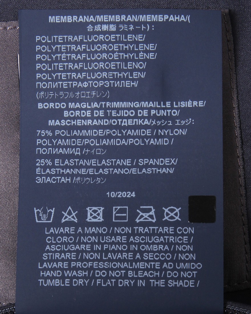 Hernoゴアテックス ステンカラーコート【FUNCTIONAL WARDROBE】20l