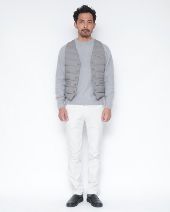 Hernoダウン＆フェザー ナイロンシングルジレ【Herno Legend】01l