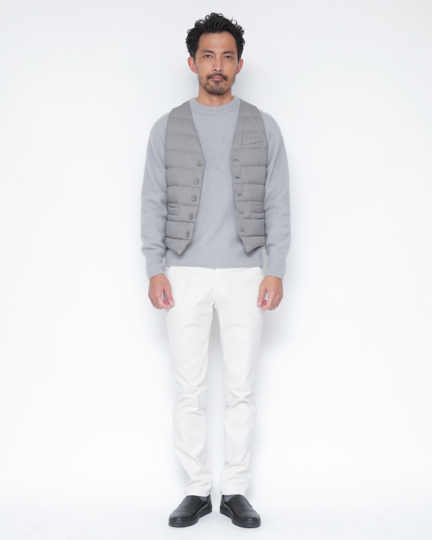 Hernoダウン＆フェザー ナイロンシングルジレ【Herno Legend】01l