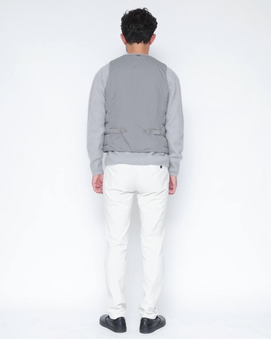 Hernoダウン＆フェザー ナイロンシングルジレ【Herno Legend】03l