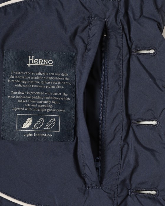 Hernoダウン＆フェザー ナイロンシングルジレ【Herno Legend】22l