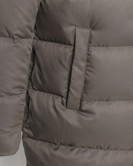 HernoPOLAR TECH ダウンコート【Herno】07l