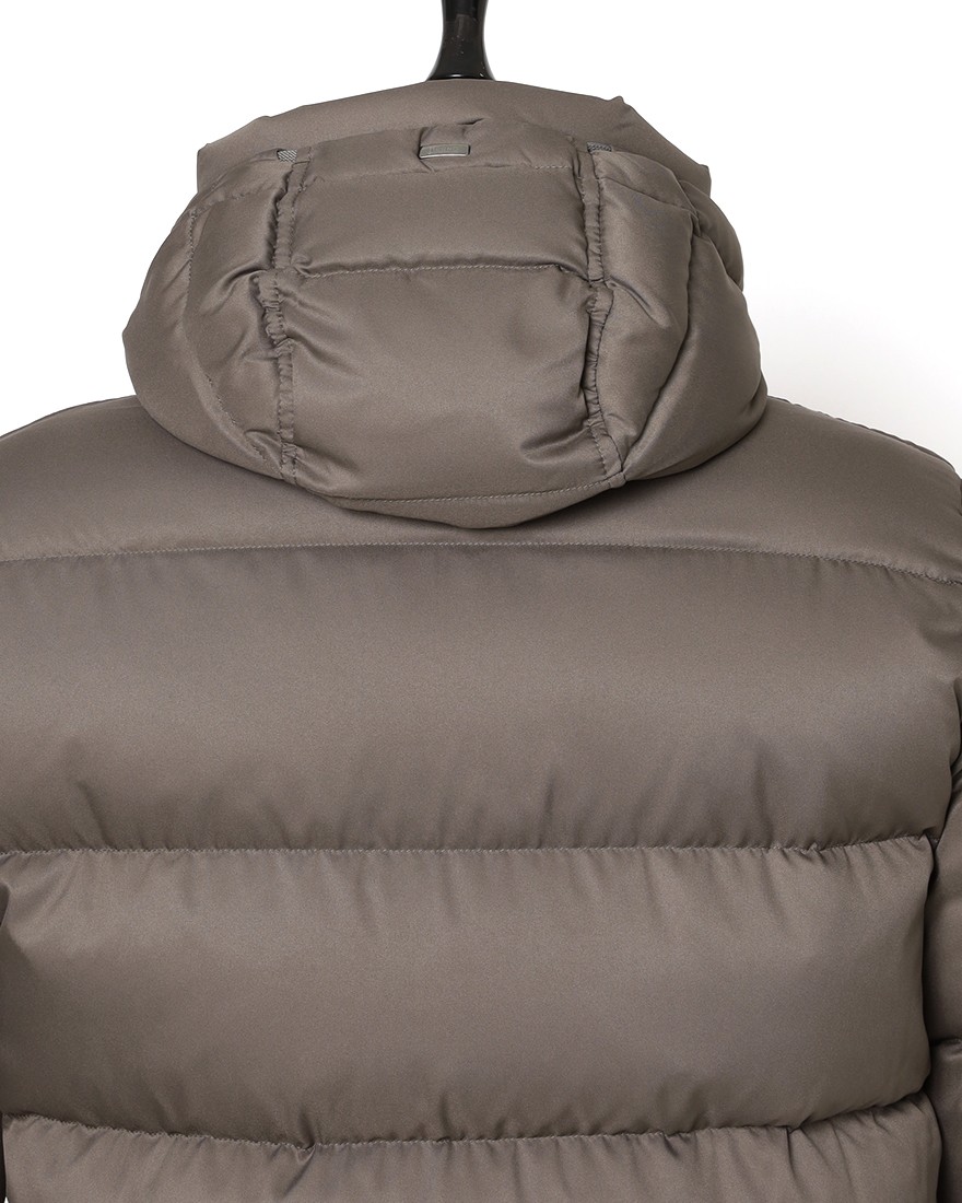 HernoPOLAR TECH ダウンコート【Herno】10l