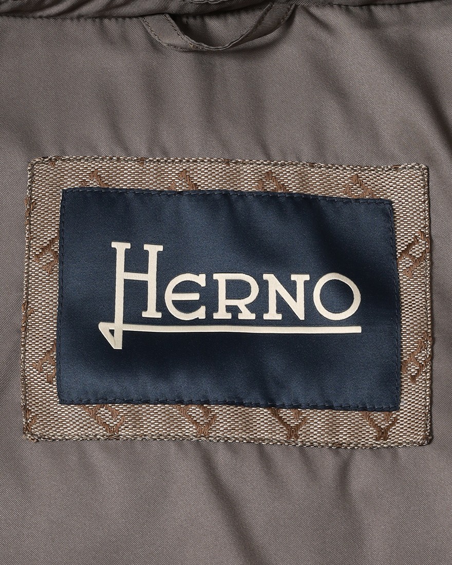HernoPOLAR TECH ダウンコート【Herno】19l