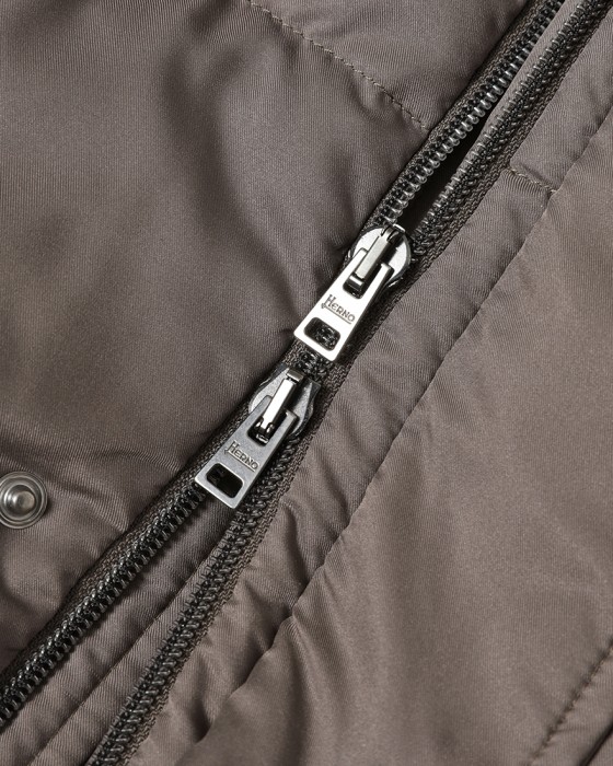 HernoPOLAR TECH ダウンコート【Herno】21l