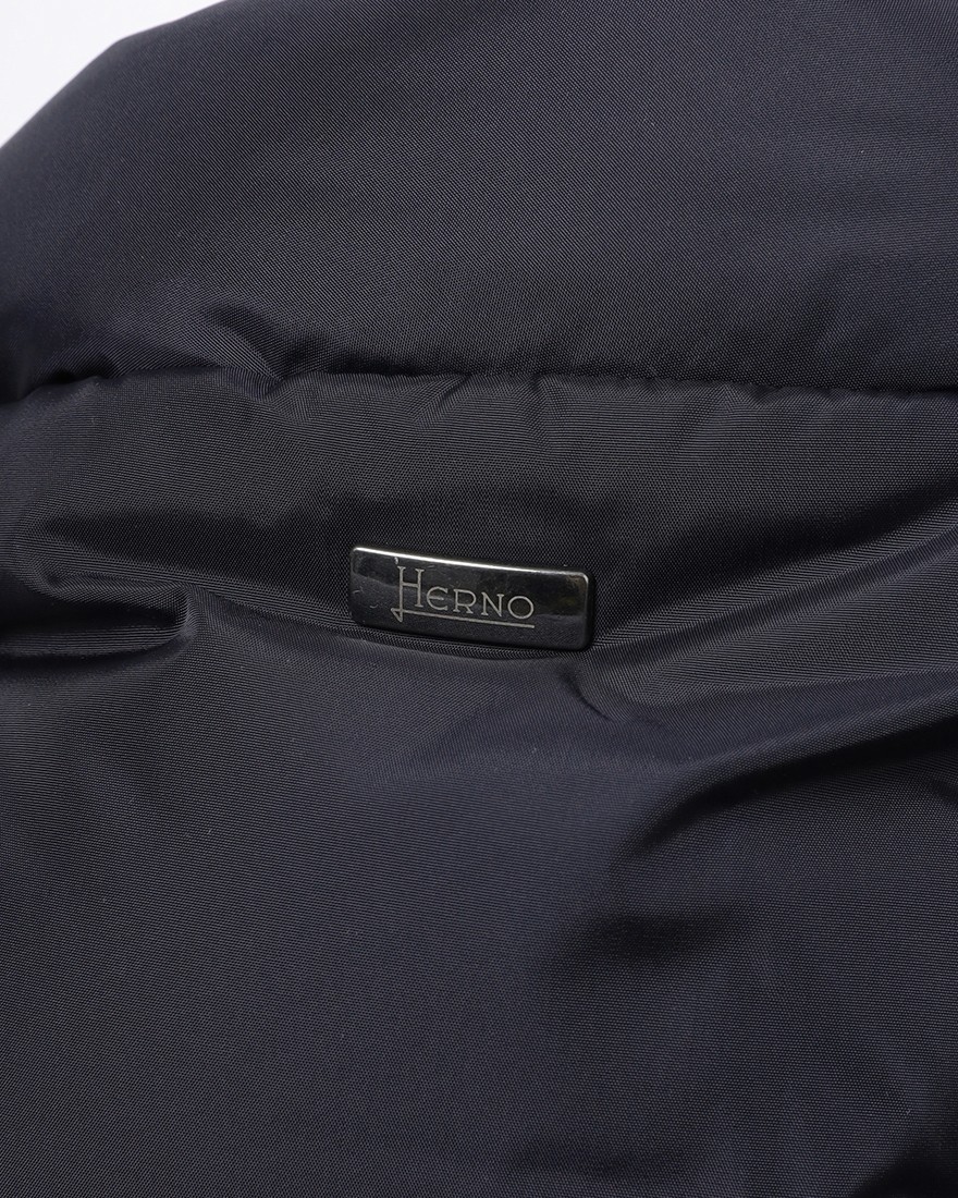 HernoPOLAR-TECH ミリタリーダウンブルゾン【Herno】15l