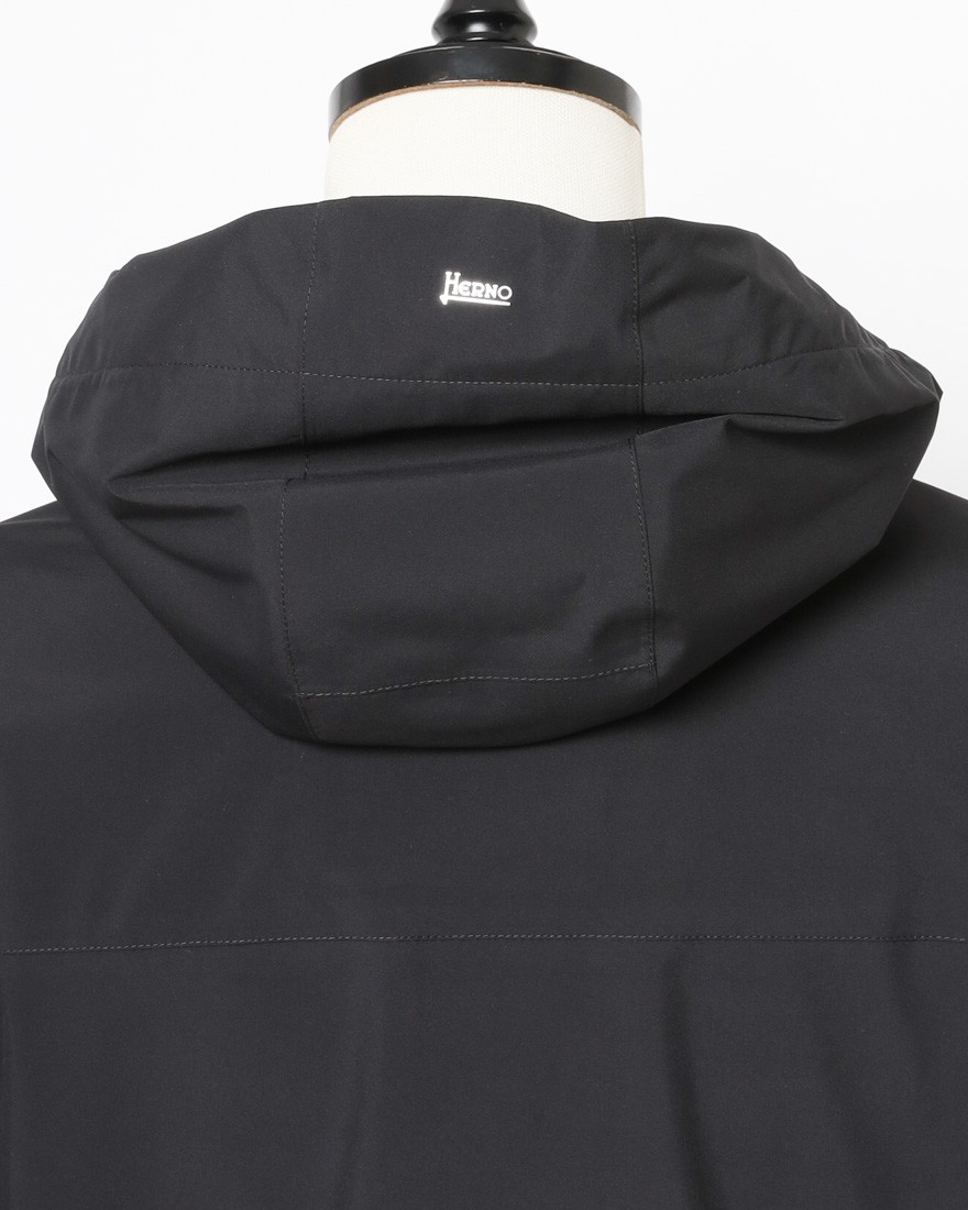 Herno撥水 フーデッド ブルゾン【FUNCTIONAL WARDROBE】15l