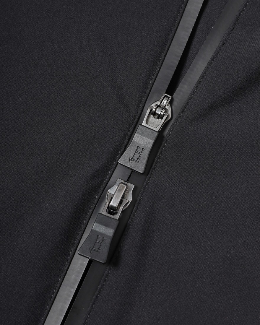 Herno撥水 フーデッド ブルゾン【FUNCTIONAL WARDROBE】18l