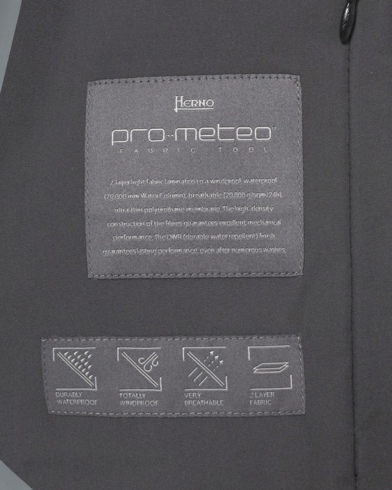 Herno撥水 ステンカラーコート【FUNCTIONAL WARDROBE】17l