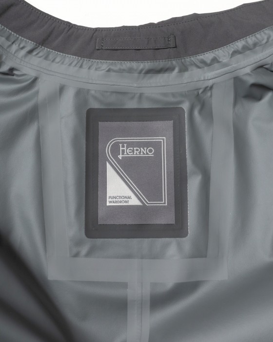 Herno撥水 ステンカラーコート【FUNCTIONAL WARDROBE】18l