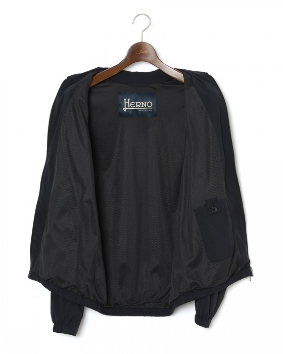Hernoライトストレッチナイロン ジップブルゾン【Herno】11l