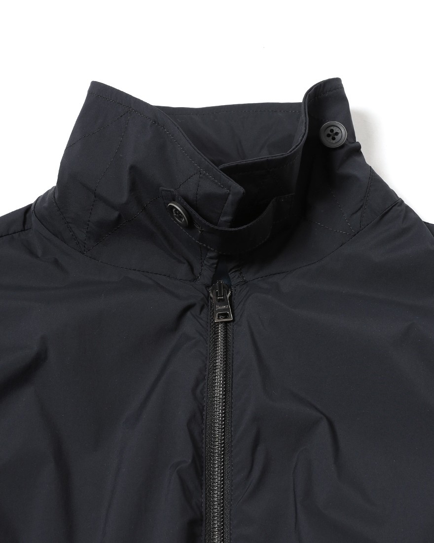 Hernoライトストレッチナイロン ジップブルゾン【Herno】16l