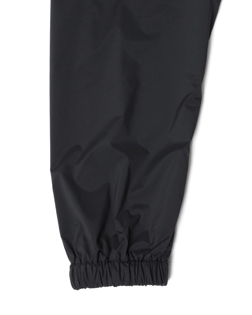 Hernoライトストレッチナイロン ジップブルゾン【Herno】17l