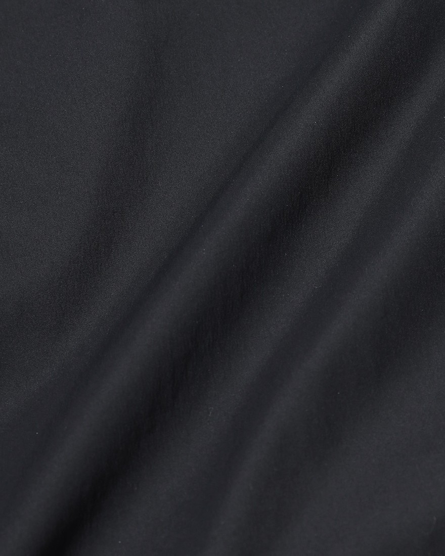 Hernoライトストレッチナイロン ジップブルゾン【Herno】19l