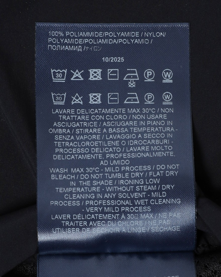 Hernoライトストレッチナイロン ジップブルゾン【Herno】22l