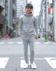 three dotsカードボードスウェットジップフーディmb_ma