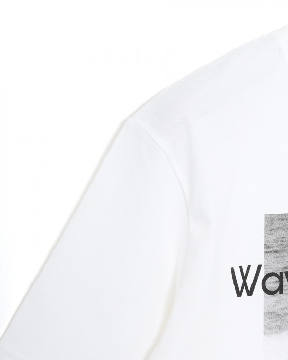 three dotsコットン グラフィックフォトTシャツ【wave chaser/Graphic tee】07l