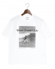 three dotsコットン グラフィックフォトTシャツ【wave chaser/Graphic tee】mb_c0
