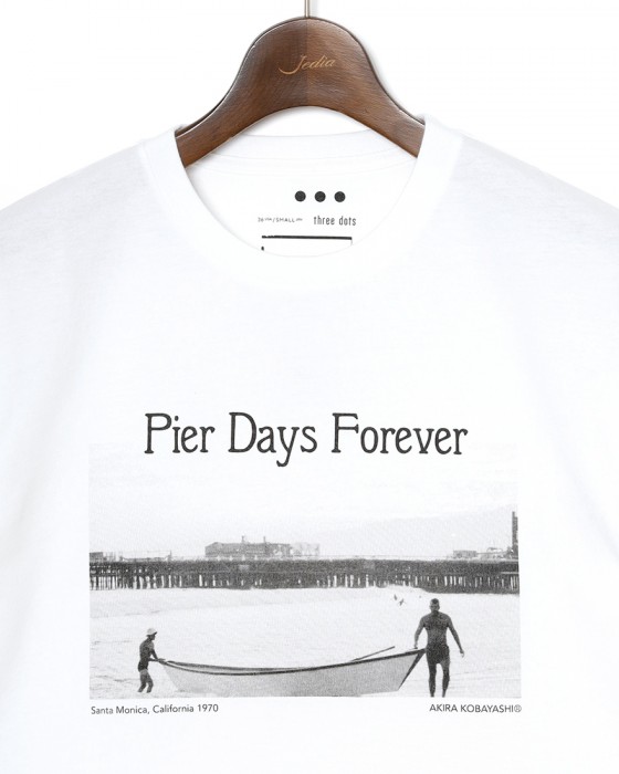 three dotsコットン グラフィックフォトTシャツ【pier days/Graphic tee】05l