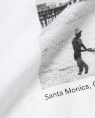 three dotsコットン グラフィックフォトTシャツ【pier days/Graphic tee】mb_12l