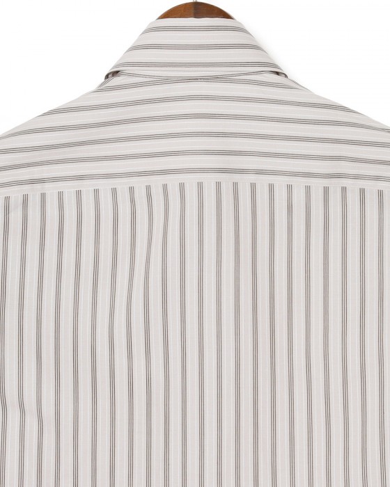 ERRICO FORMICOLAブラウンストライプ レギュラーカラーシャツ【HUGO】10l