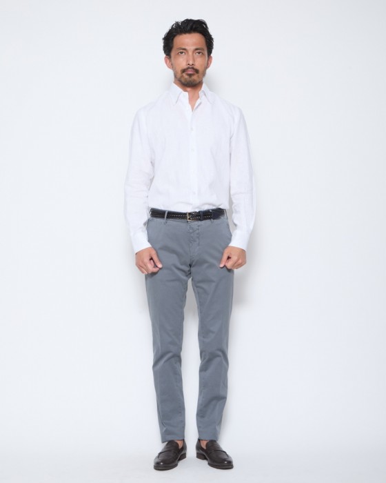 ERRICO FORMICOLA反染めリネン ソリッド レギュラーカラーシャツ【HUGO】21l