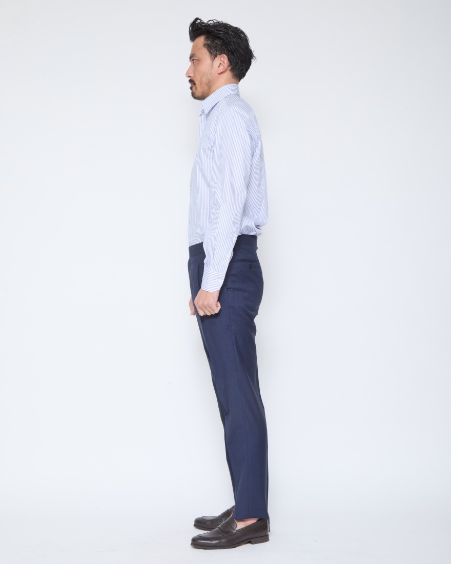 ERRICO FORMICOLAホワイト ストライプ タブカラー シャツ 【HUMPHREY】17l