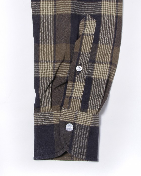 ERRICO FORMICOLAコットンリネン ネイビーチェック BDシャツ【LUCA】11l