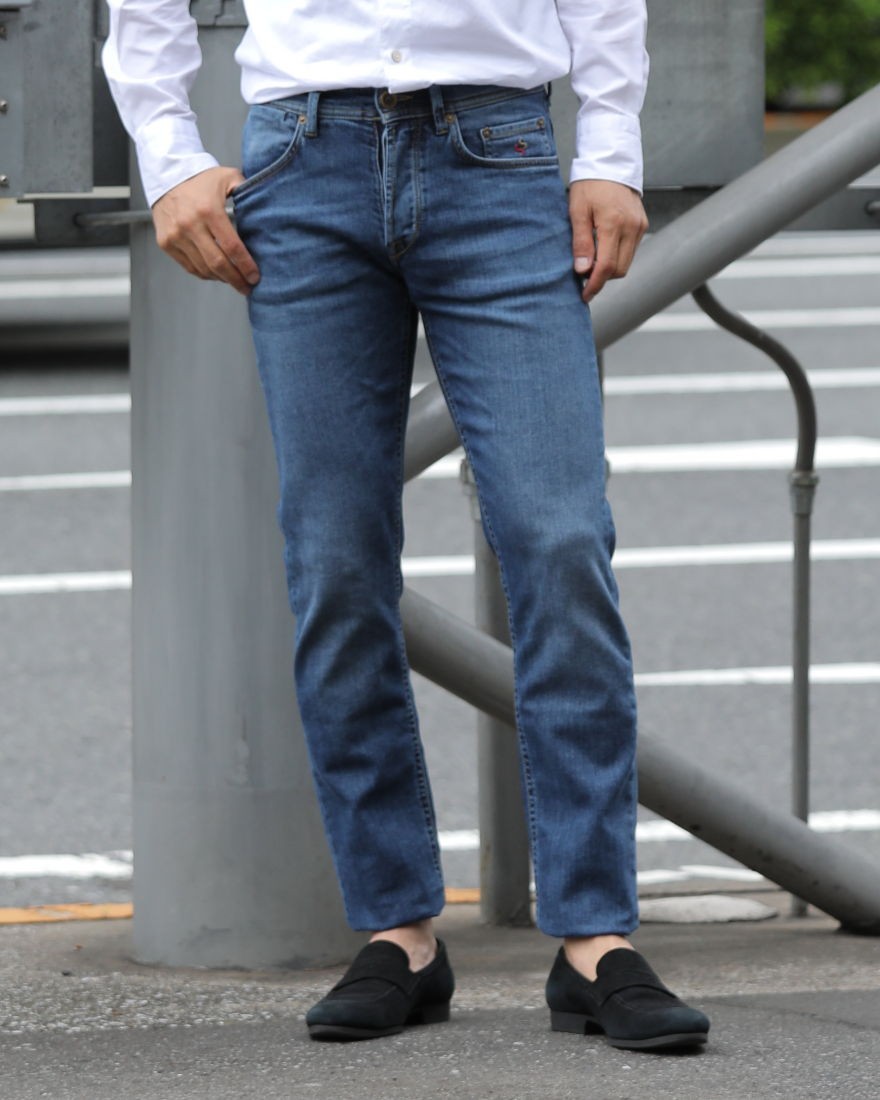 芸能人愛用 Siviglia シビリア イタリア ダメージ加工ストレッチテーパードデニム デニム ジーンズ Alrc Asia