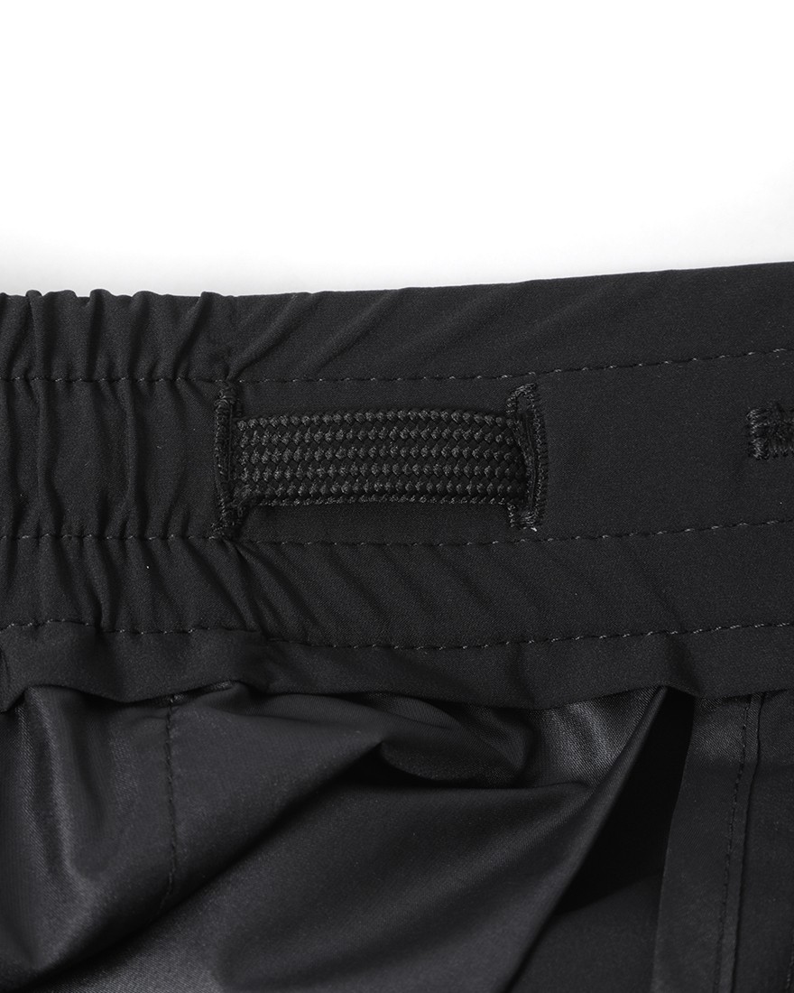 ナイロン 1プリーツストレッチパンツ【Herno Laminar】|Herno ナイロン 1プリーツストレッチパンツ【Herno Laminar】|Herno
