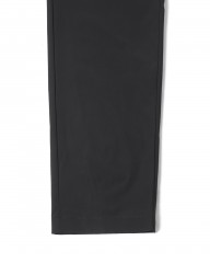 ナイロン 1プリーツストレッチパンツ【Herno Laminar】|Herno ナイロン 1プリーツストレッチパンツ【Herno Laminar】|Herno