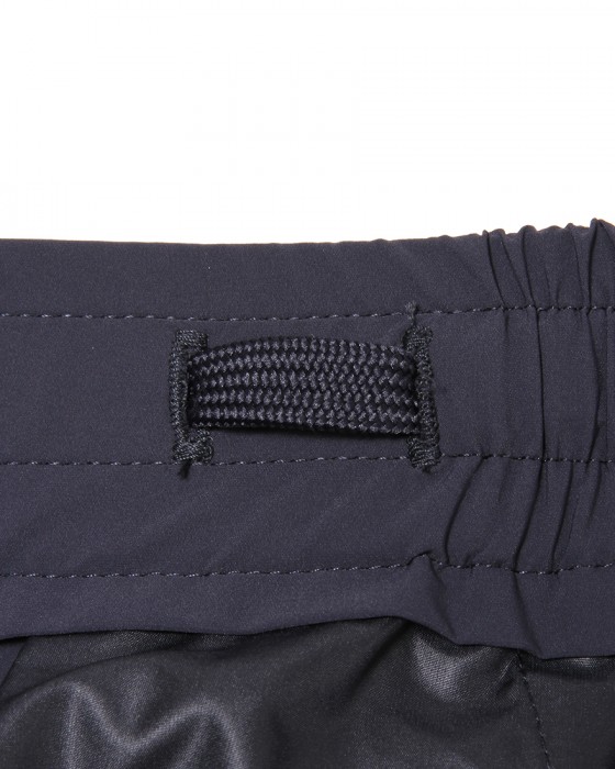 Hernoナイロン ワンプリーツストレッチパンツ【FUNCTIONAL WARDROBE】14l