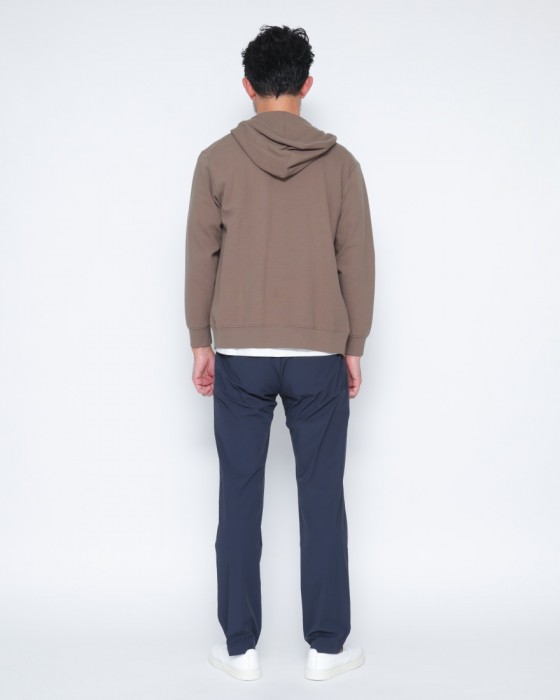 Hernoナイロン ワンプリーツストレッチパンツ【FUNCTIONAL WARDROBE】24l