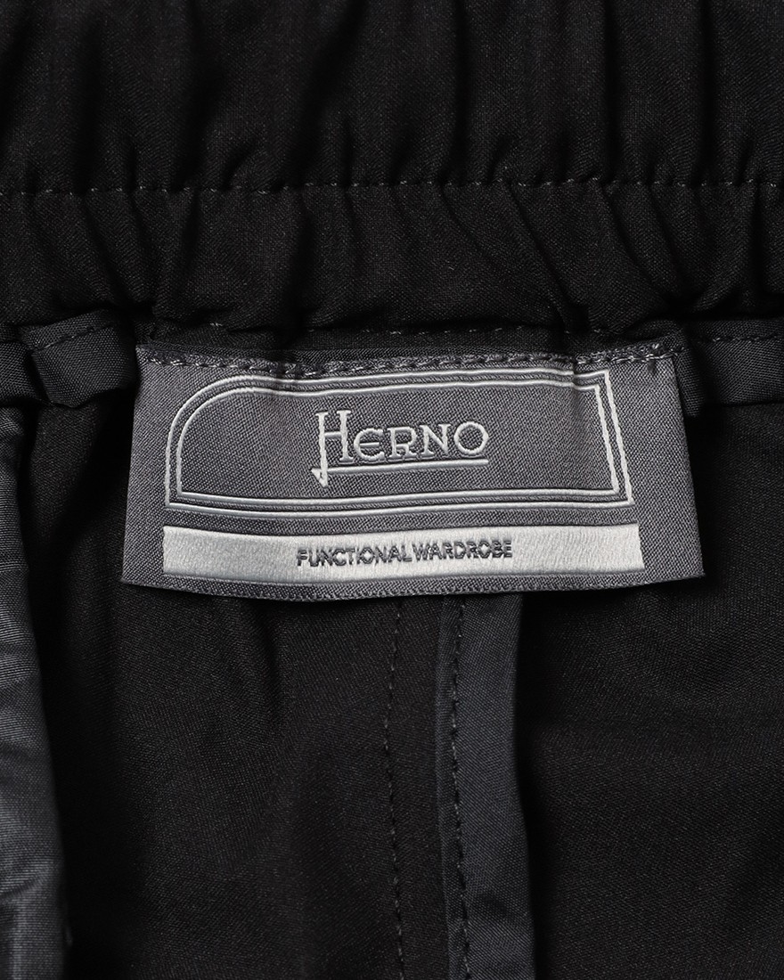Hernoワンプリーツ カーゴパンツ【FUNCTIONAL WARDROBE】29l