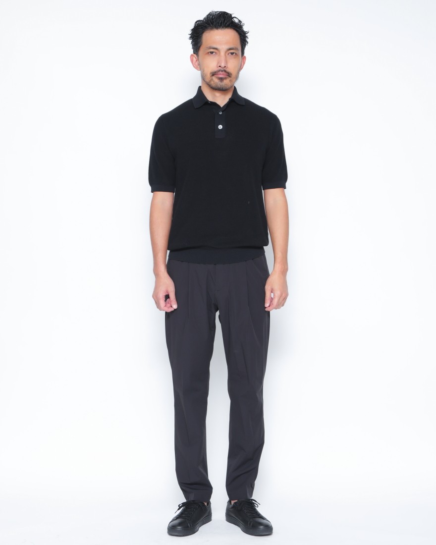 Hernoナイロン ストレッチ ワンプリーツ テーパードパンツ【FUNCTIONAL WARDROBE】01l