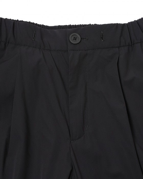 Hernoナイロン ストレッチ ワンプリーツ テーパードパンツ【FUNCTIONAL WARDROBE】30l