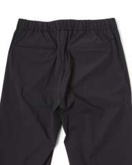 Hernoナイロン ストレッチ ワンプリーツ テーパードパンツ【FUNCTIONAL WARDROBE】mb_11l