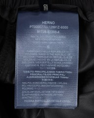 Hernoナイロン ストレッチ ワンプリーツ テーパードパンツ【FUNCTIONAL WARDROBE】mb_23l