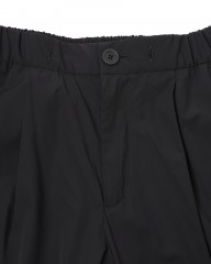 Hernoナイロン ストレッチ ワンプリーツ テーパードパンツ【FUNCTIONAL WARDROBE】mb_30l