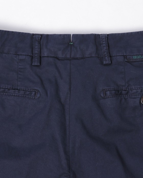 BERWICHストレッチコットンテーパードパンツ【J MORELLO/J モレッロ】11l
