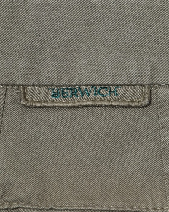 BERWICHストレッチコットンテーパードパンツ【J MORELLO/モレッロ】13l