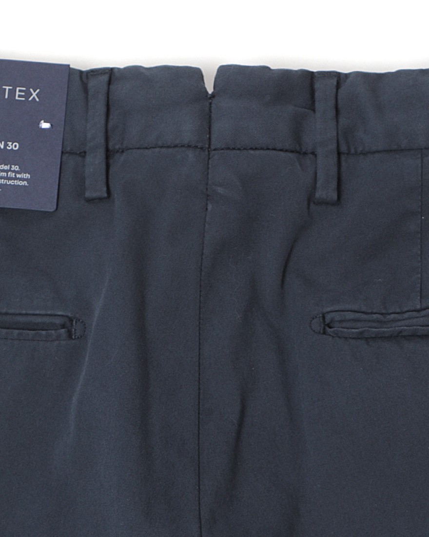 INCOTEXロイヤルバタビア ドレスチノ 【1951 COLLECTION /30 SLIM FIT】13l