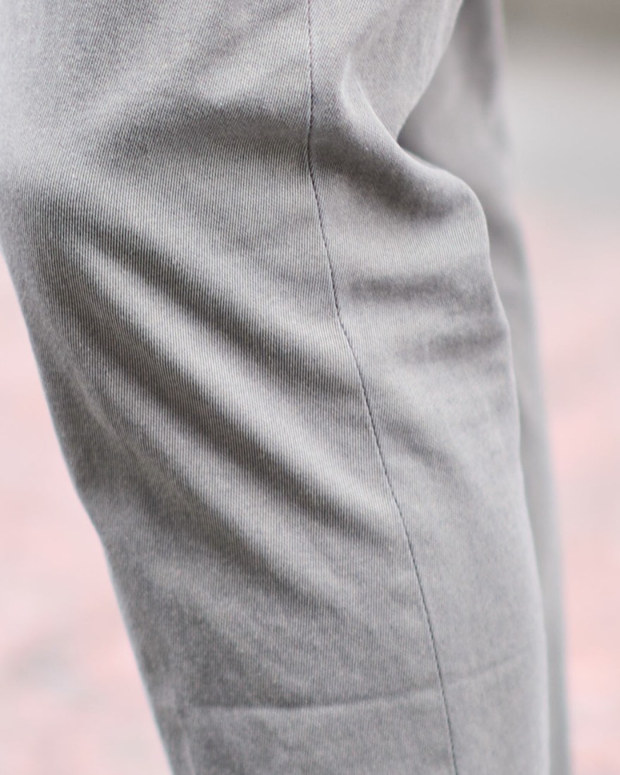 INCOTEXアイスタッチ コットン ドレスチノ【SLACKS/100 SLIM FIT】27l