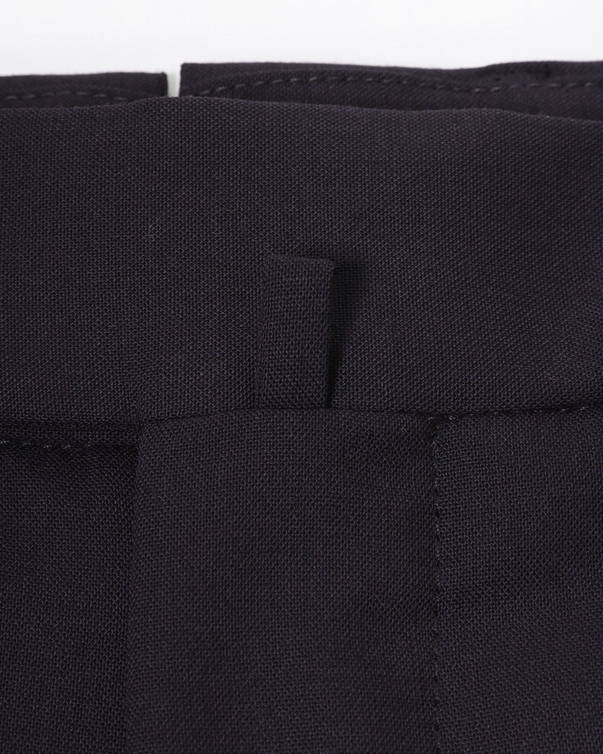 INCOTEXテクノトロピカル ノープリーツ テーパードスラックス【1951 COLLECTION /35 SLIM FIT】11l