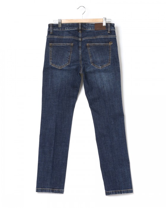 Entre Amisスリムテーパード ミディアムウォッシュデニム05l