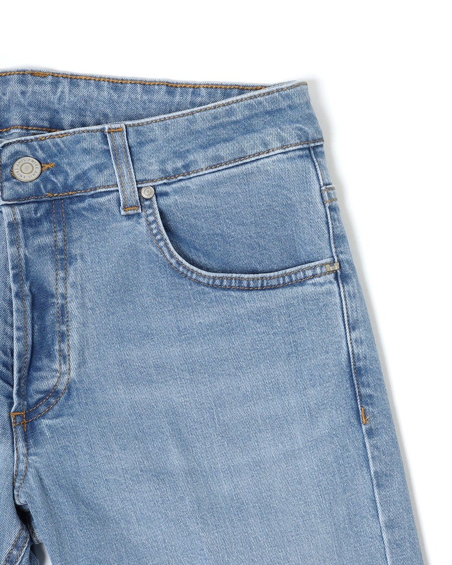 Entre Amisスリム テーパード ライトウォッシュ デニム09l