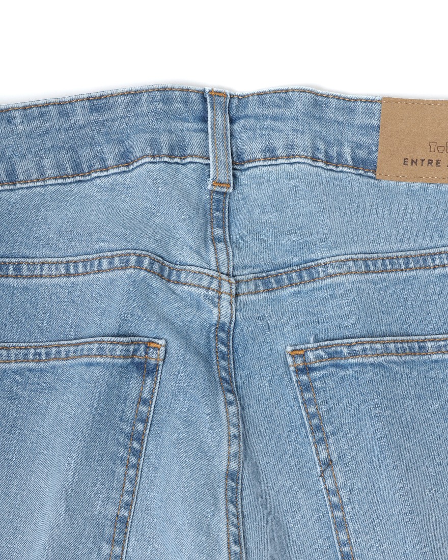 Entre Amisスリム テーパード ライトウォッシュ デニム13l