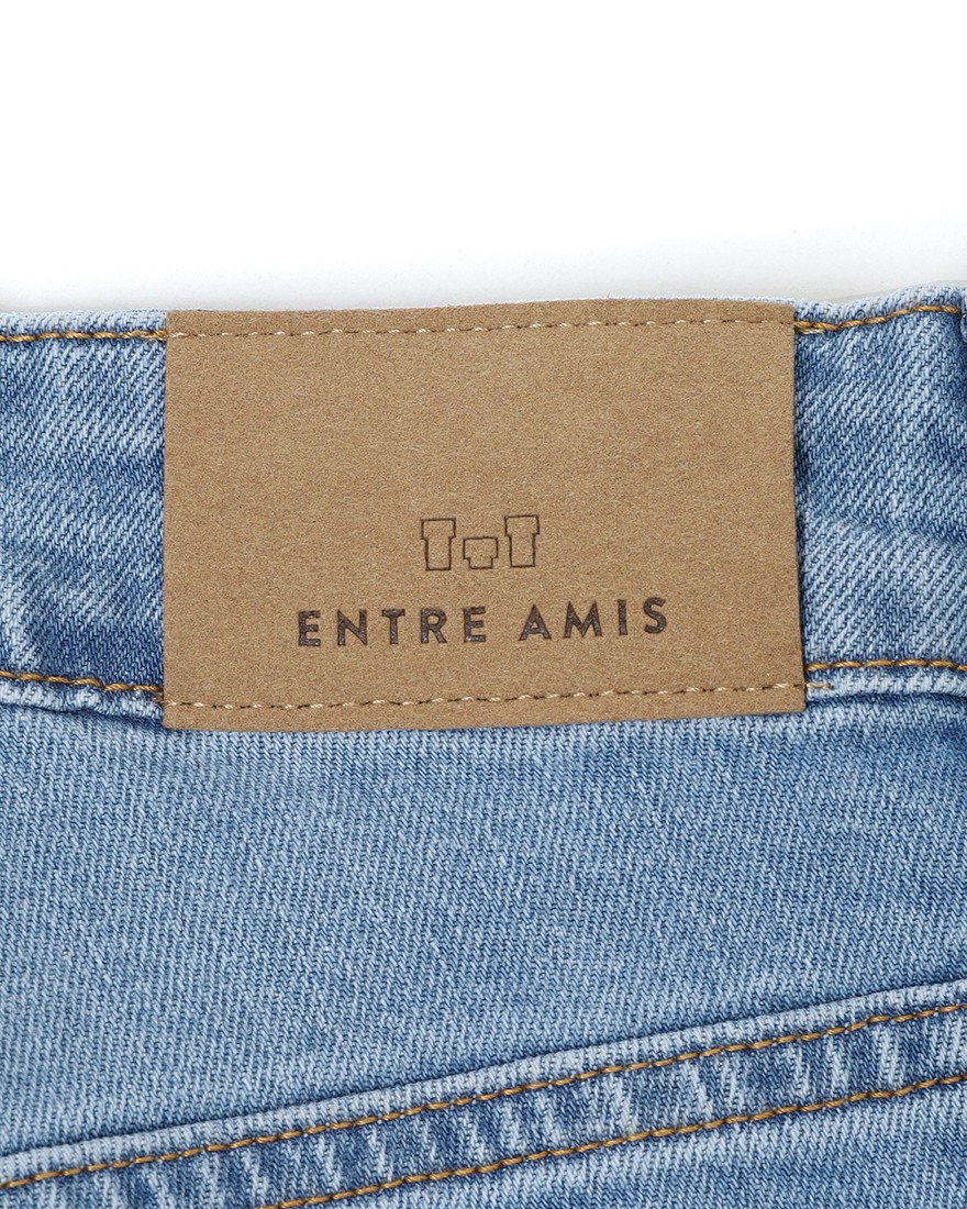 Entre Amisスリム テーパード ライトウォッシュ デニム16l