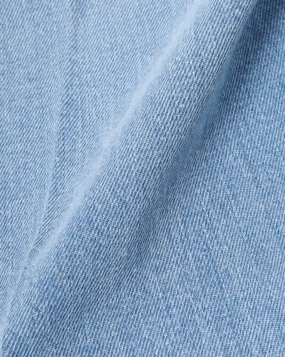 Entre Amisスリム テーパード ライトウォッシュ デニム21l