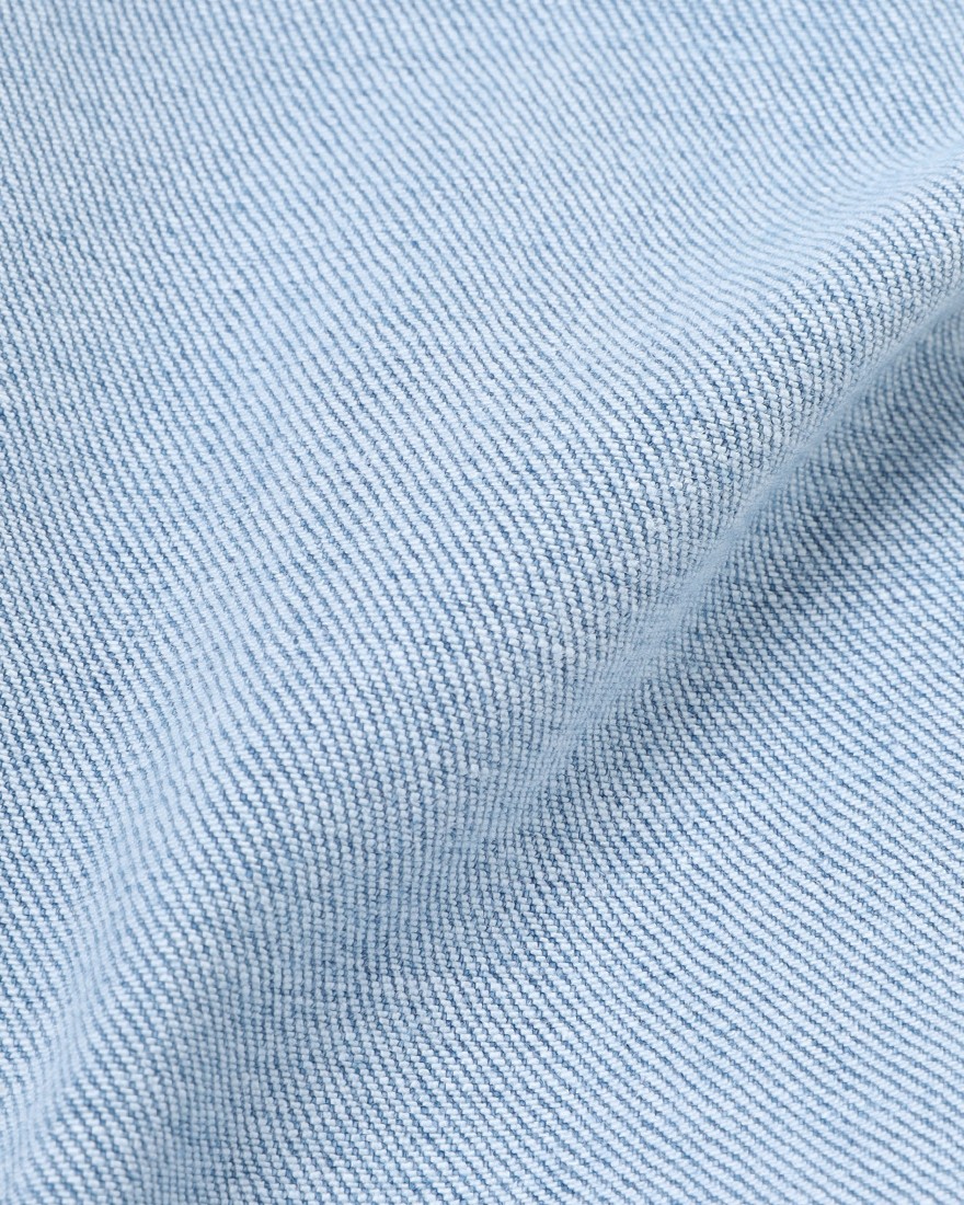 Entre Amisスリム テーパード ライトウォッシュ デニム22l